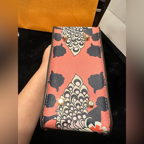 🔶FINAL PRICE DROP🔶🎀FURLA crossbody bag🎀 - Picture 4 of 10